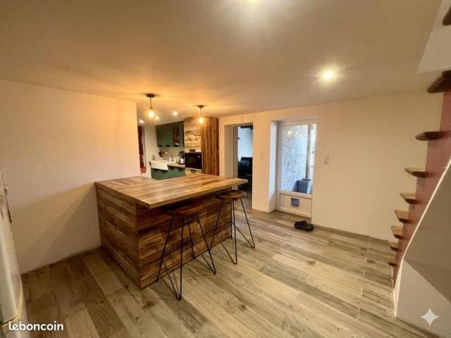 Maison 3 pièces 120 m²