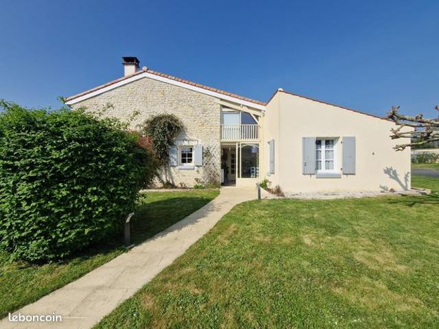 Maison 3 pièces 120 m²