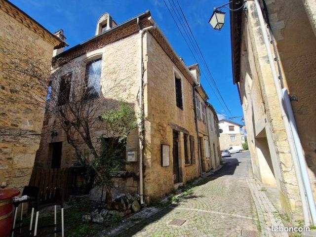 Maison 3 pièces 121 m²