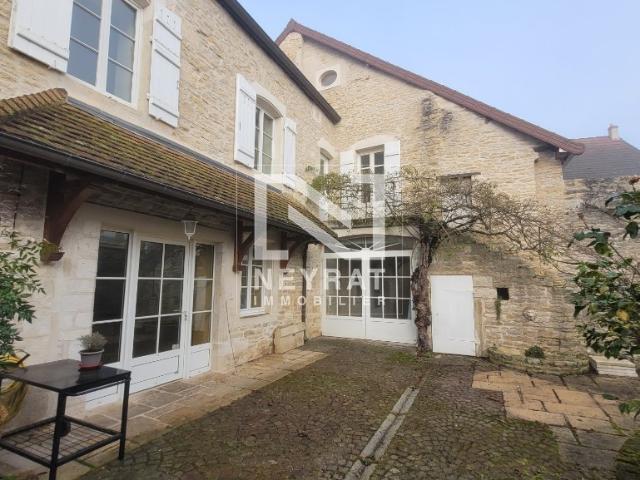 Maison 3 pièces 122 m²