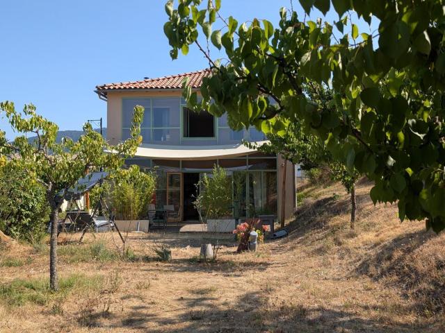 Maison 3 pièces 135 m²