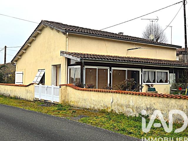 Maison 3 pièces 136 m²