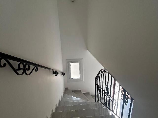 Maison 3 pièces, 136 m² à louer à Saint Cyprien 66750