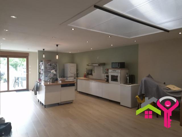 Maison 3 pièces 130 m²