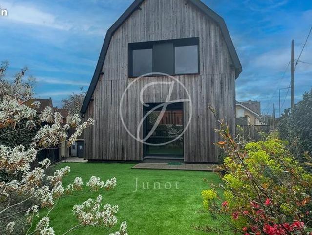 Maison 3 pièces 130 m²