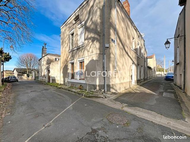 Maison 3 pièces 130 m²