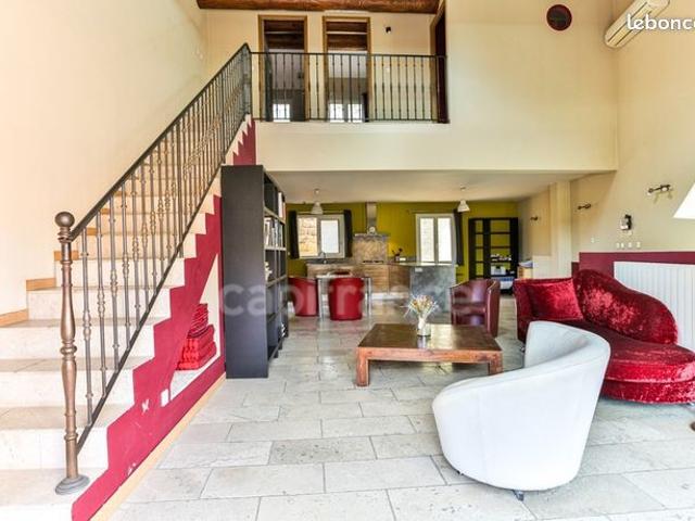 Maison 3 pièces 130 m²