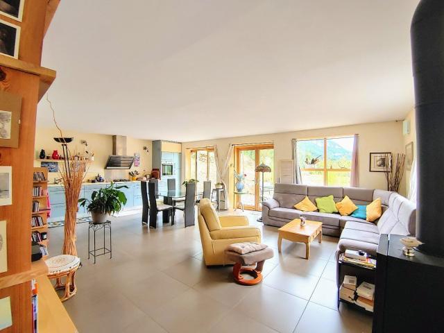 Maison 3 pièces 131 m²
