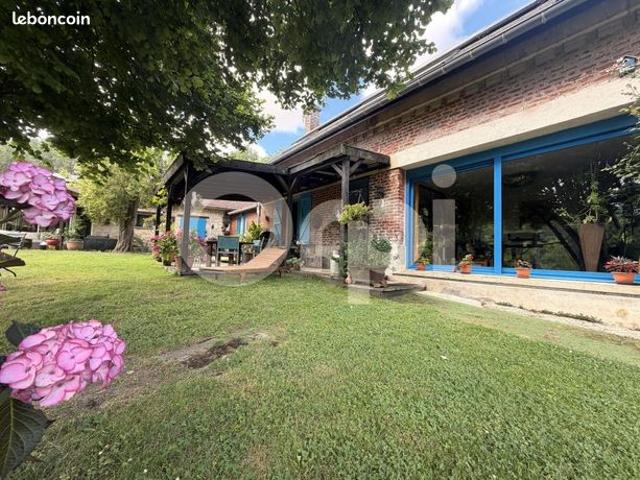Maison 3 pièces 145 m²
