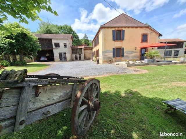 Maison 3 pièces 145 m²