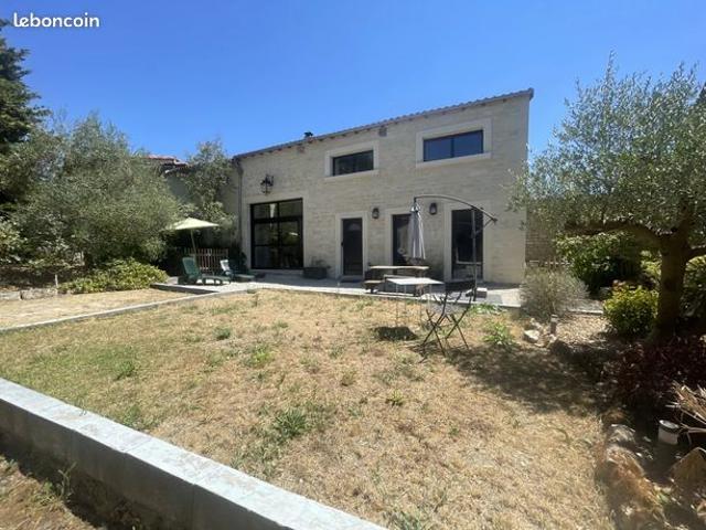 Maison 3 pièces 147 m²