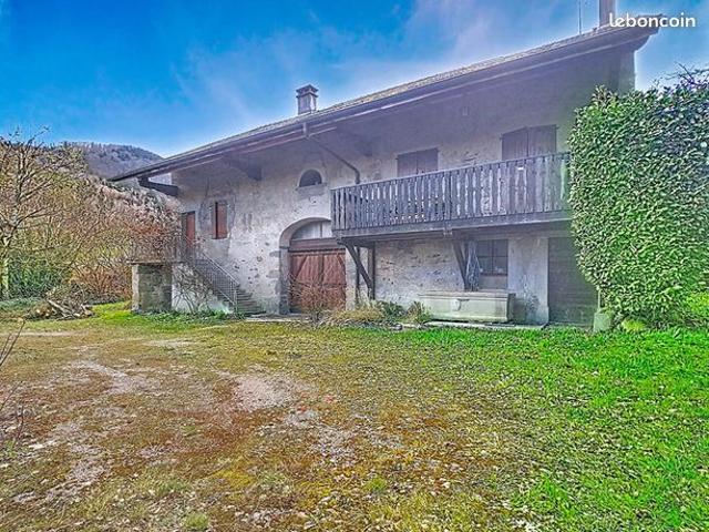 Maison 3 pièces 147 m²