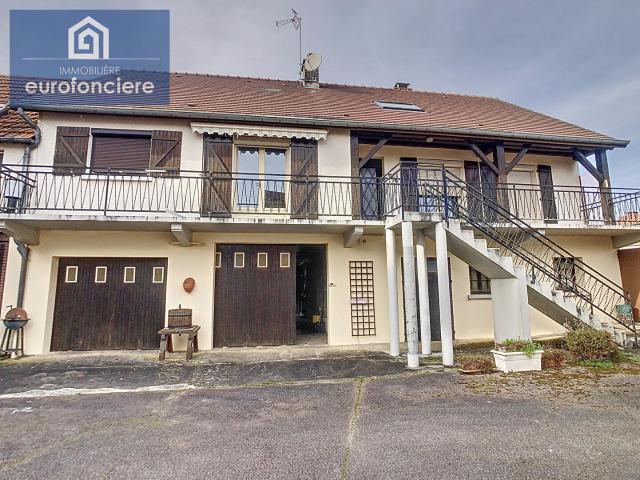 Maison 3 pièces 147 m²
