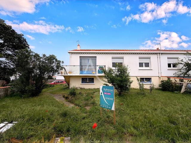 Maison 3 pièces 140 m²