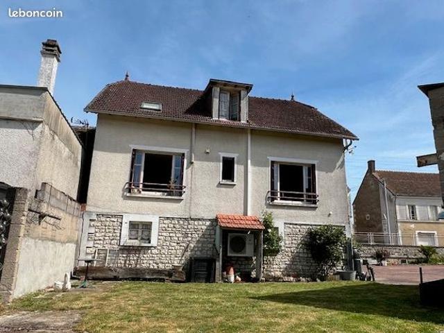 Maison 3 pièces 140 m²