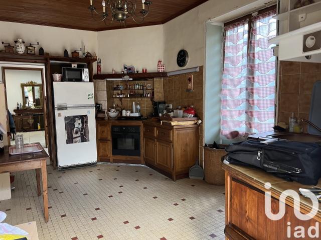 Maison 3 pièces 140 m²