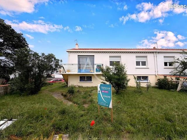 Maison 3 pièces 140 m²
