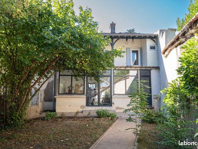Maison 3 pièces 143 m²