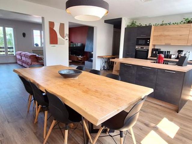 Maison 3 pièces 143 m²