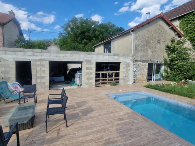 Maison 3 pièces 150 m²