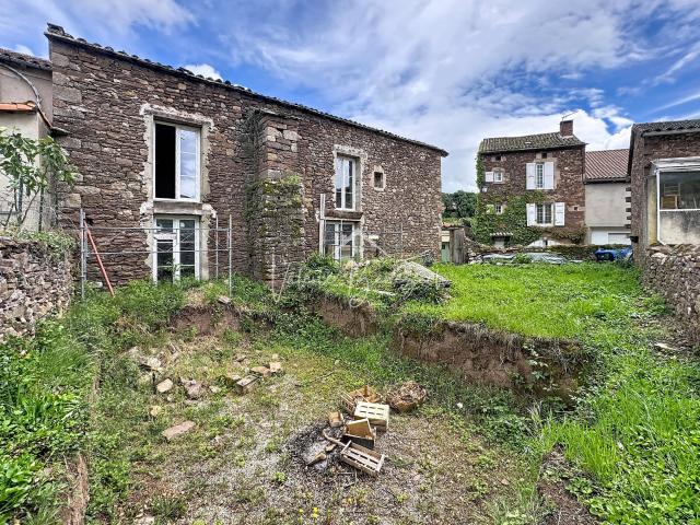 Maison 3 pièces 150 m²