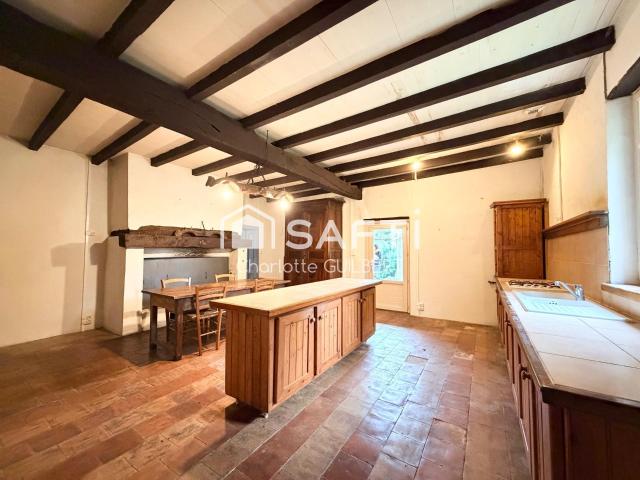 Maison 3 pièces 166 m²