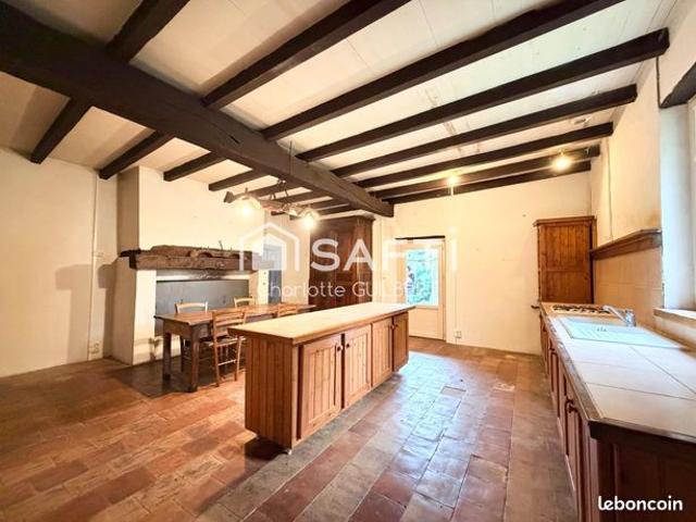 Maison 3 pièces 166 m²
