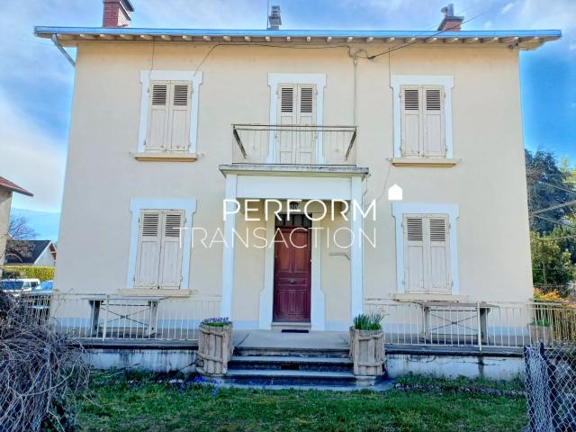 Maison 3 pièces 162 m²