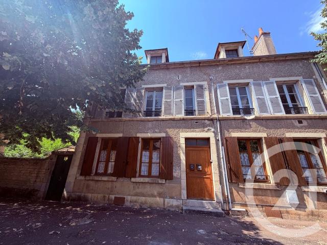 Maison 3 pièces 175 m²