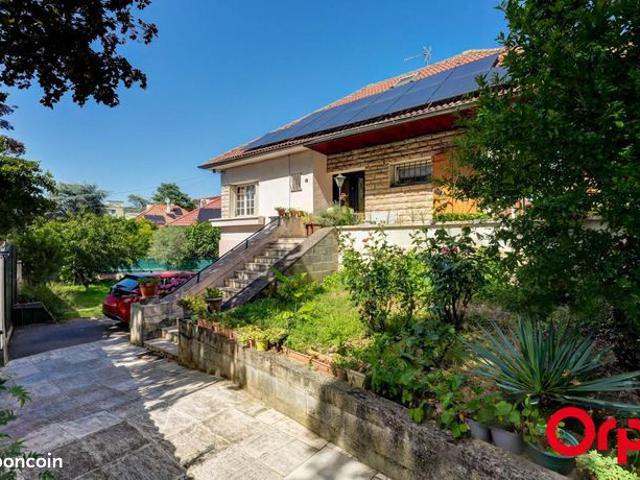 Maison 3 pièces 185 m²