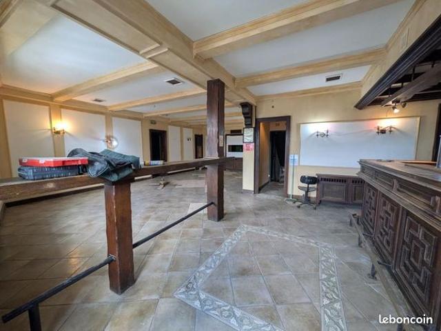 Maison 3 pièces 180 m²