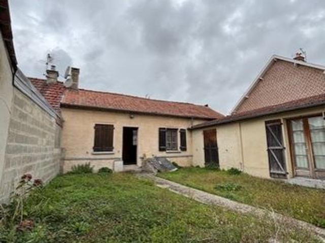 Maison 3 pièces 180 m²