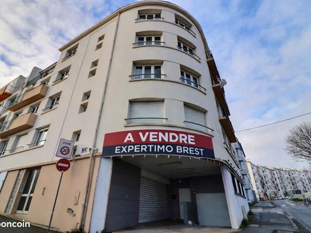 Maison 3 pièces 207 m²
