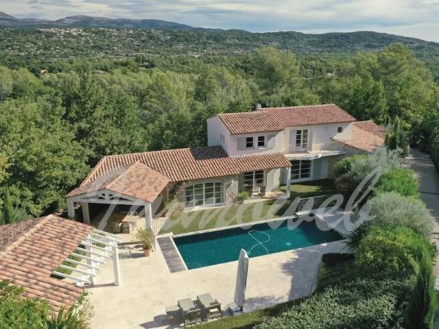 Maison 3 pièces 209 m²