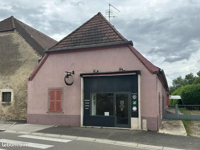 Maison 3 pièces 200 m²