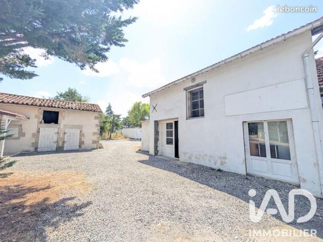 Maison 3 pièces 200 m²