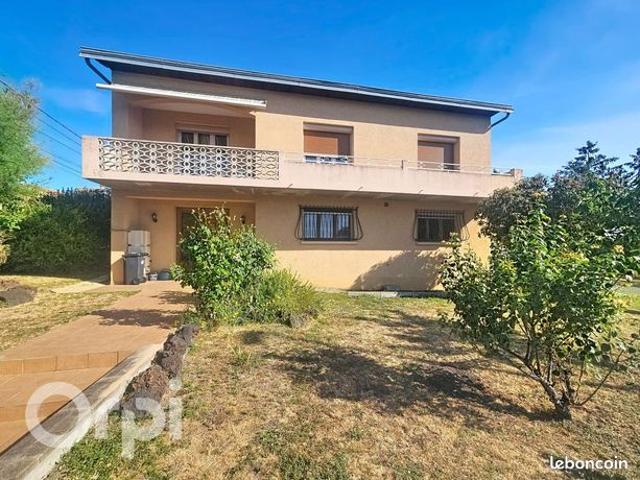 Maison 3 pièces 215 m²