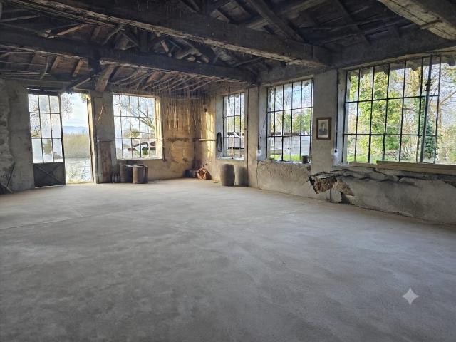 Maison 3 pièces 215 m²