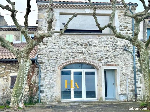 Maison 3 pièces 215 m²