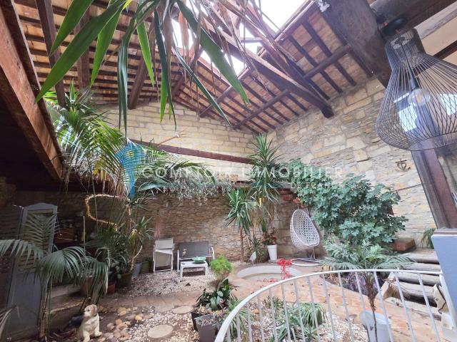 Maison 3 pièces 210 m²