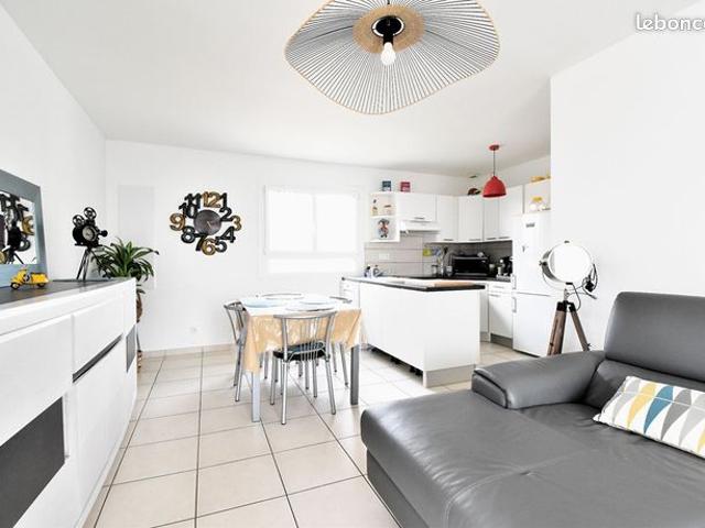 Maison 3 pièces 224 m²