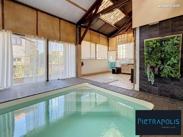 Maison 3 pièces 232 m²