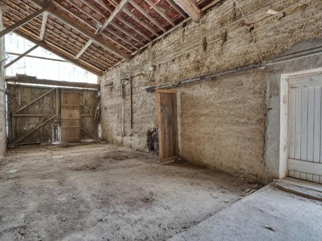 Maison 3 pièces 256 m²