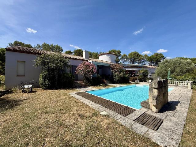 Maison 3 pièces 250 m²