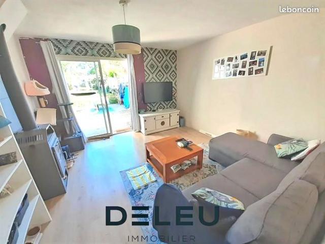 Maison 3 pièces 252 m²
