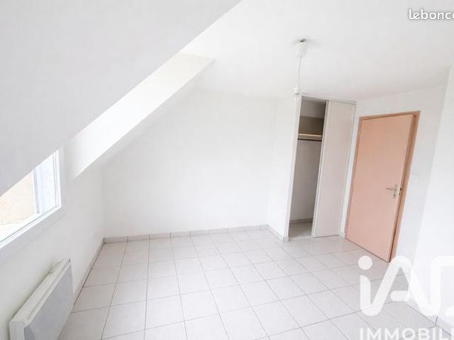 Maison 3 pièces 260 m²