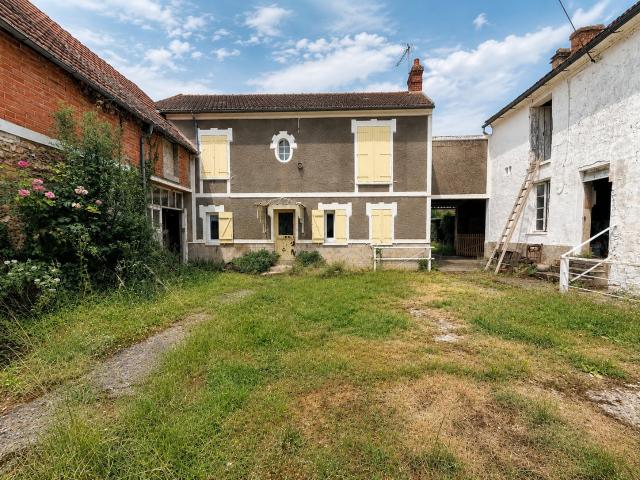 Maison 3 pièces 300 m²