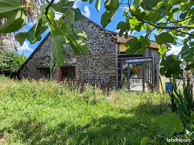Maison 3 pièces 328 m²