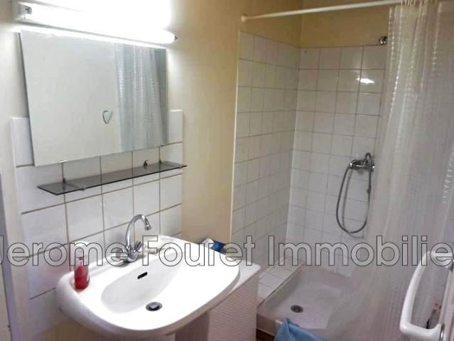 Maison 3 pièces, 41 m² à louer à Chamboulive 19450
