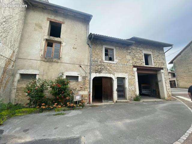 Maison 3 pièces 450 m²